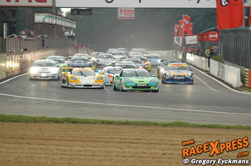 De start van de 24 Uren van Zolder